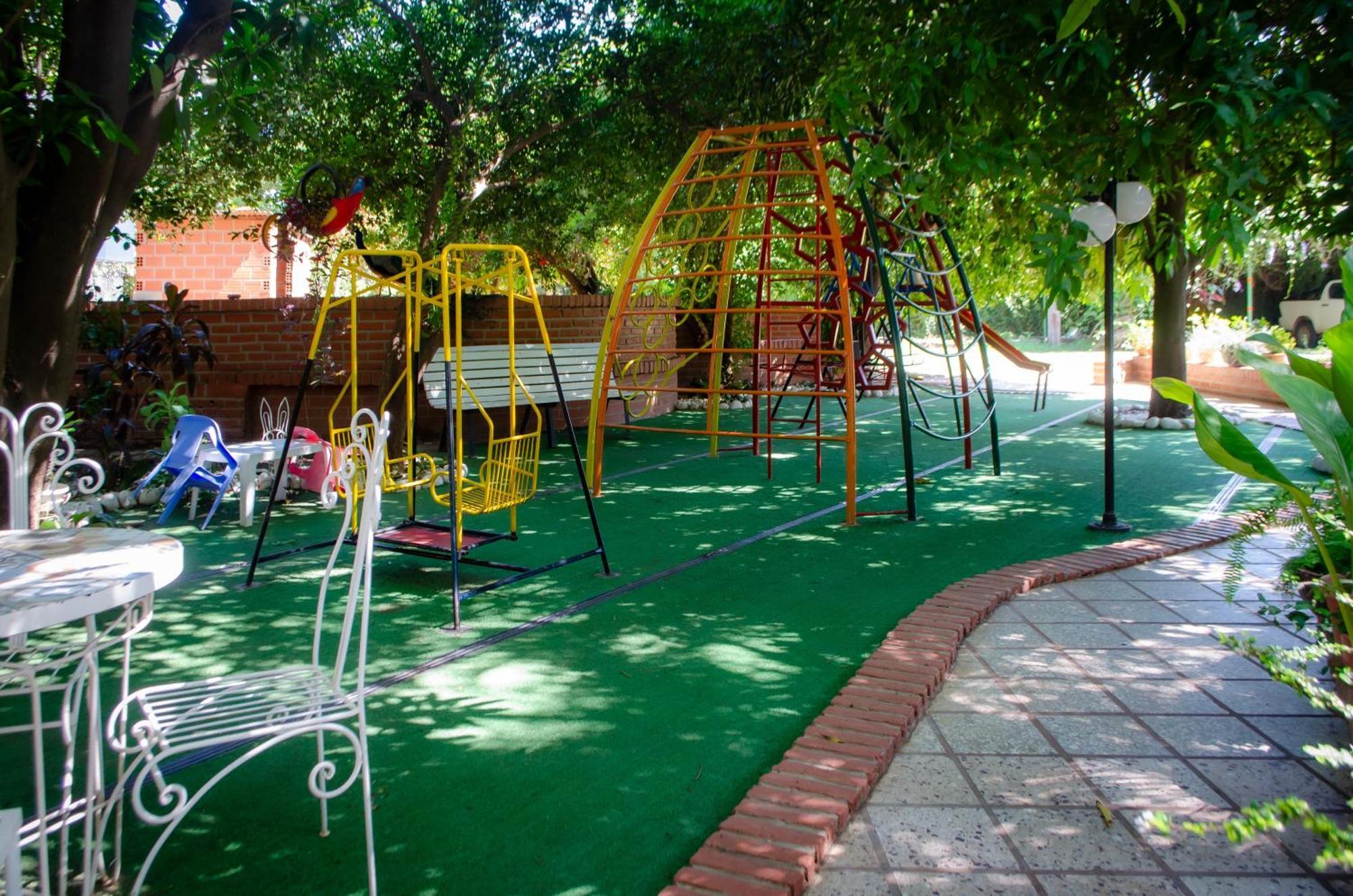 Hotel Boutique El Rancho Olivo Villamontes Exteriör bild